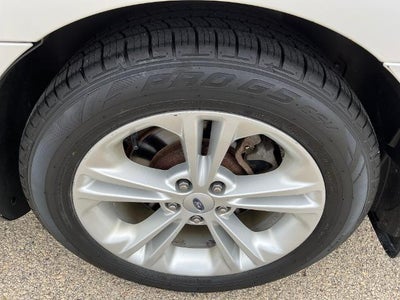 2013 Ford Taurus 4dr Sdn SEL FWD