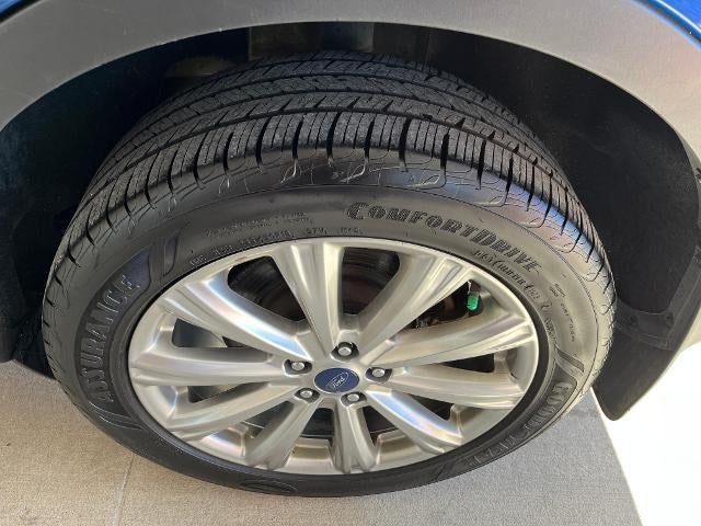 2017 Ford Escape Titanium 4WD