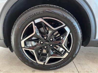 2026 Ford Escape Platinum AWD