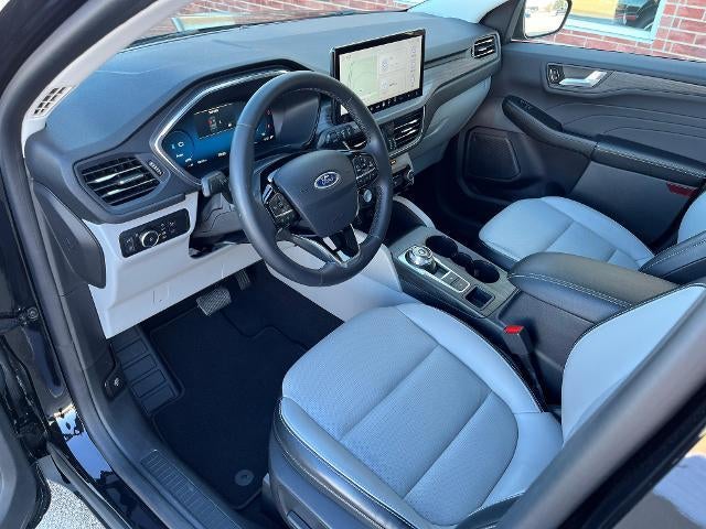 2023 Ford Escape Platinum AWD