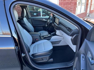 2023 Ford Escape Platinum AWD