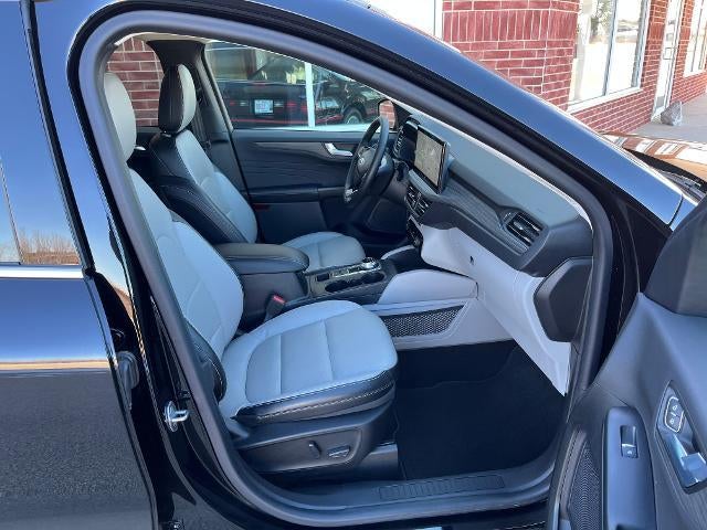 2023 Ford Escape Platinum AWD