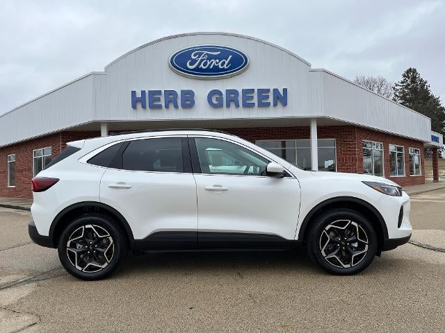 2026 Ford Escape Platinum AWD