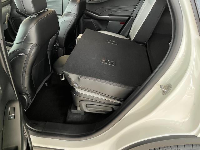 2026 Ford Escape Platinum AWD