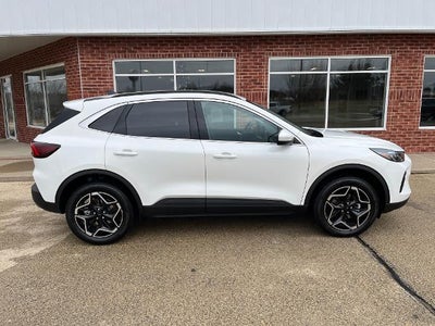 2026 Ford Escape Platinum AWD