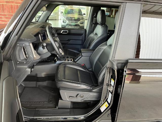 2025 Ford Bronco Outer Banks 4 Door 4x4