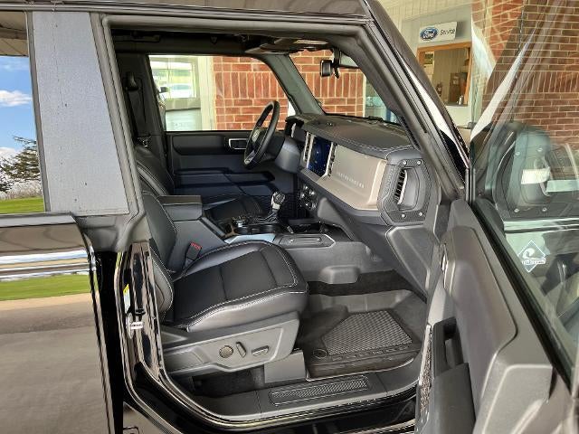 2025 Ford Bronco Outer Banks 4 Door 4x4