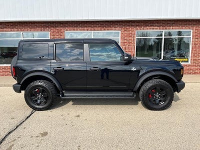 2025 Ford Bronco Outer Banks 4 Door 4x4