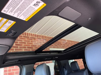 2027 Ford Expedition Max Platinum 4x4