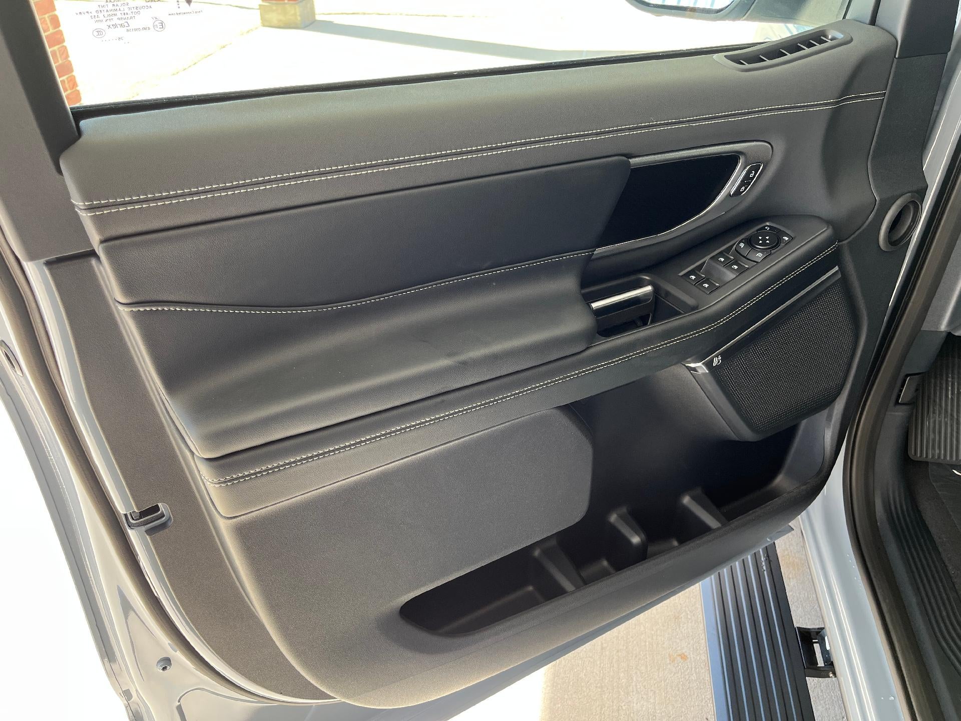 2027 Ford Expedition Max Platinum 4x4