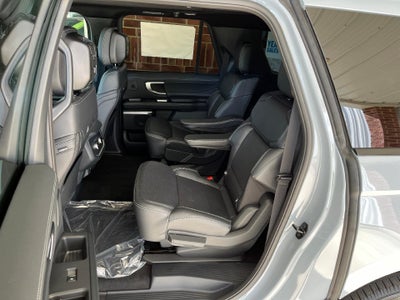 2027 Ford Expedition Max Platinum 4x4