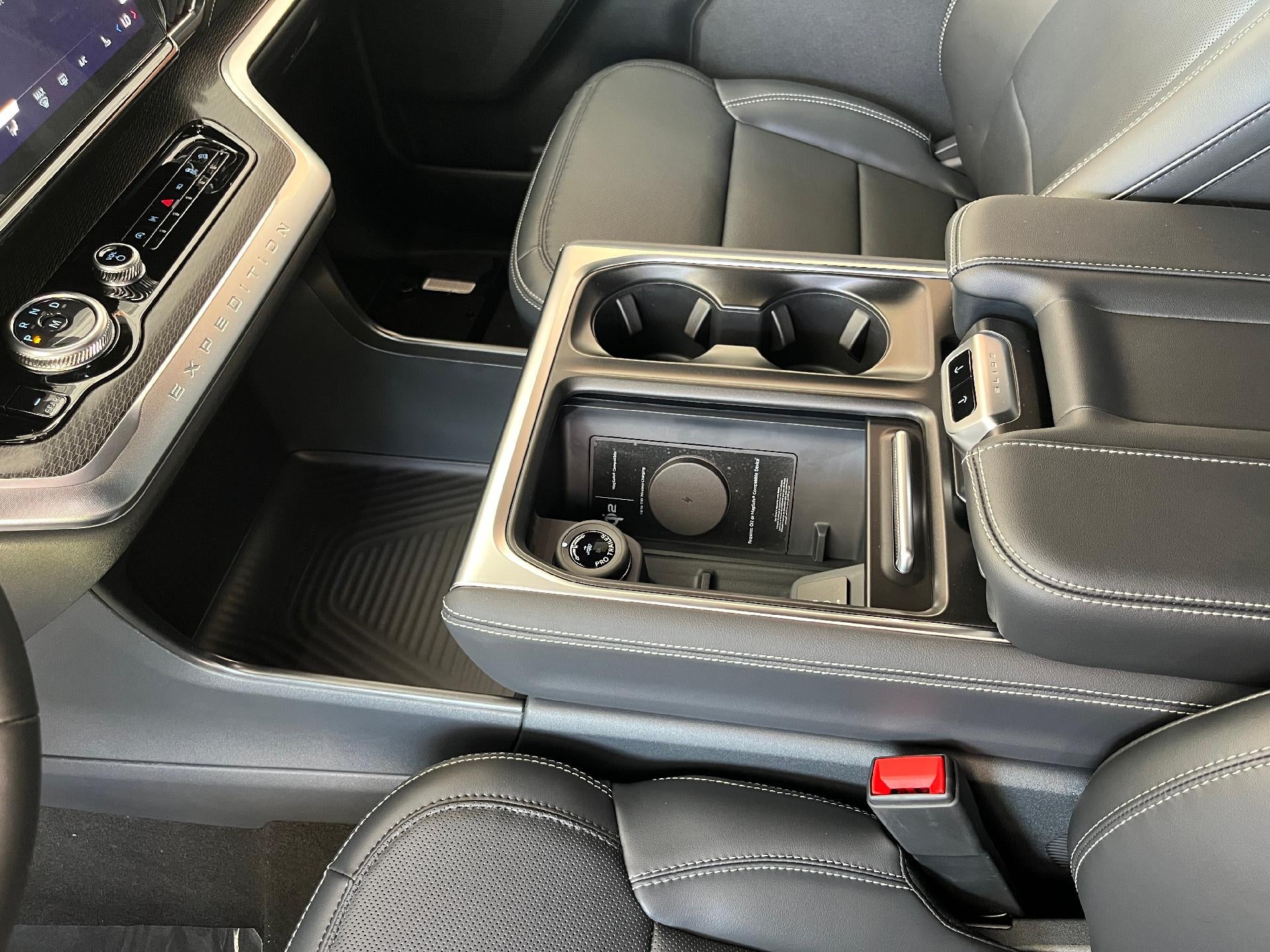 2027 Ford Expedition Max Platinum 4x4