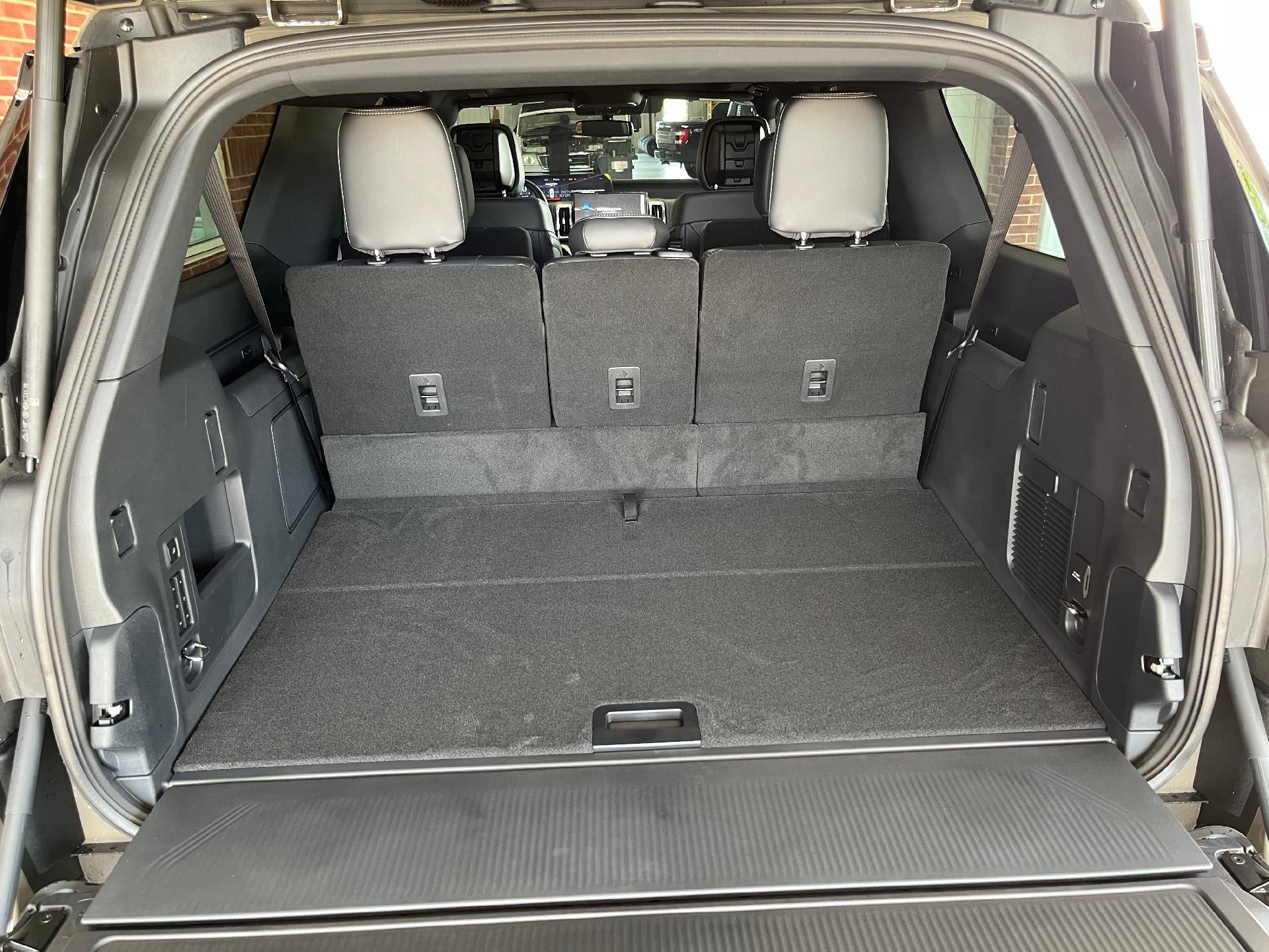 2027 Ford Expedition Max Platinum 4x4