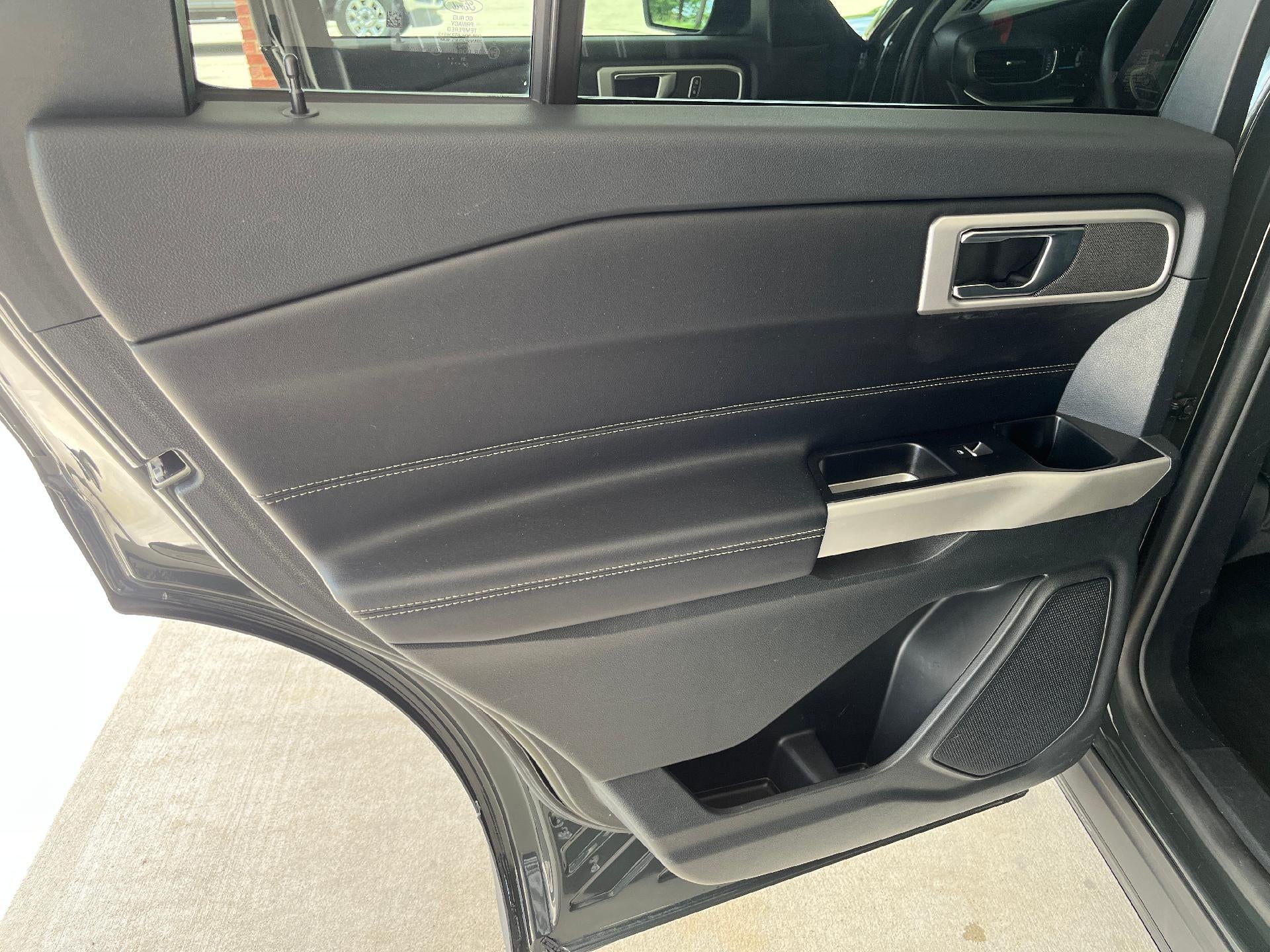 2022 Ford Explorer XLT 4WD