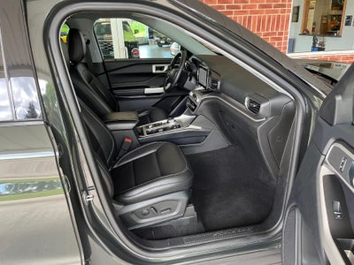 2022 Ford Explorer XLT 4WD