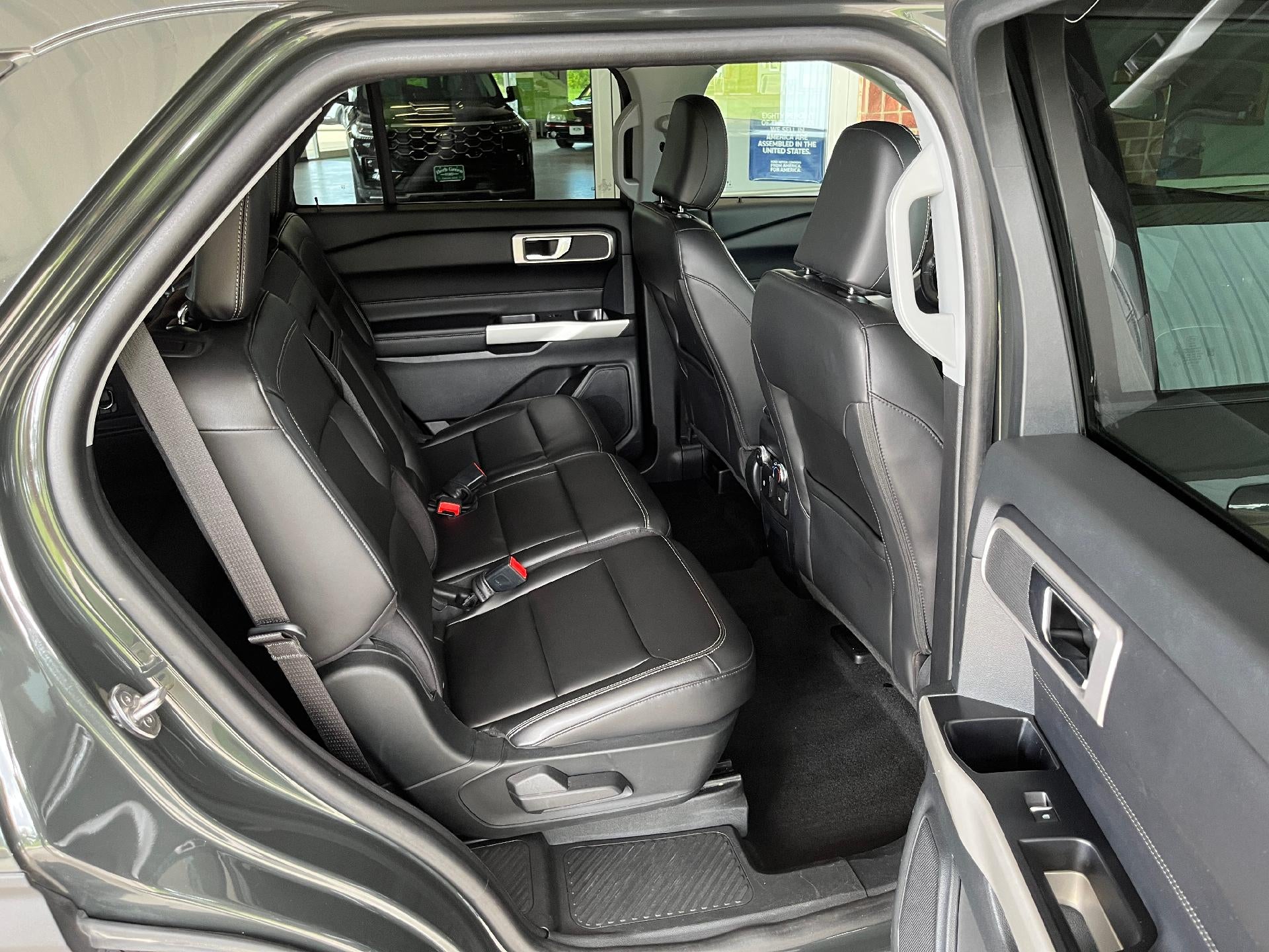 2022 Ford Explorer XLT 4WD