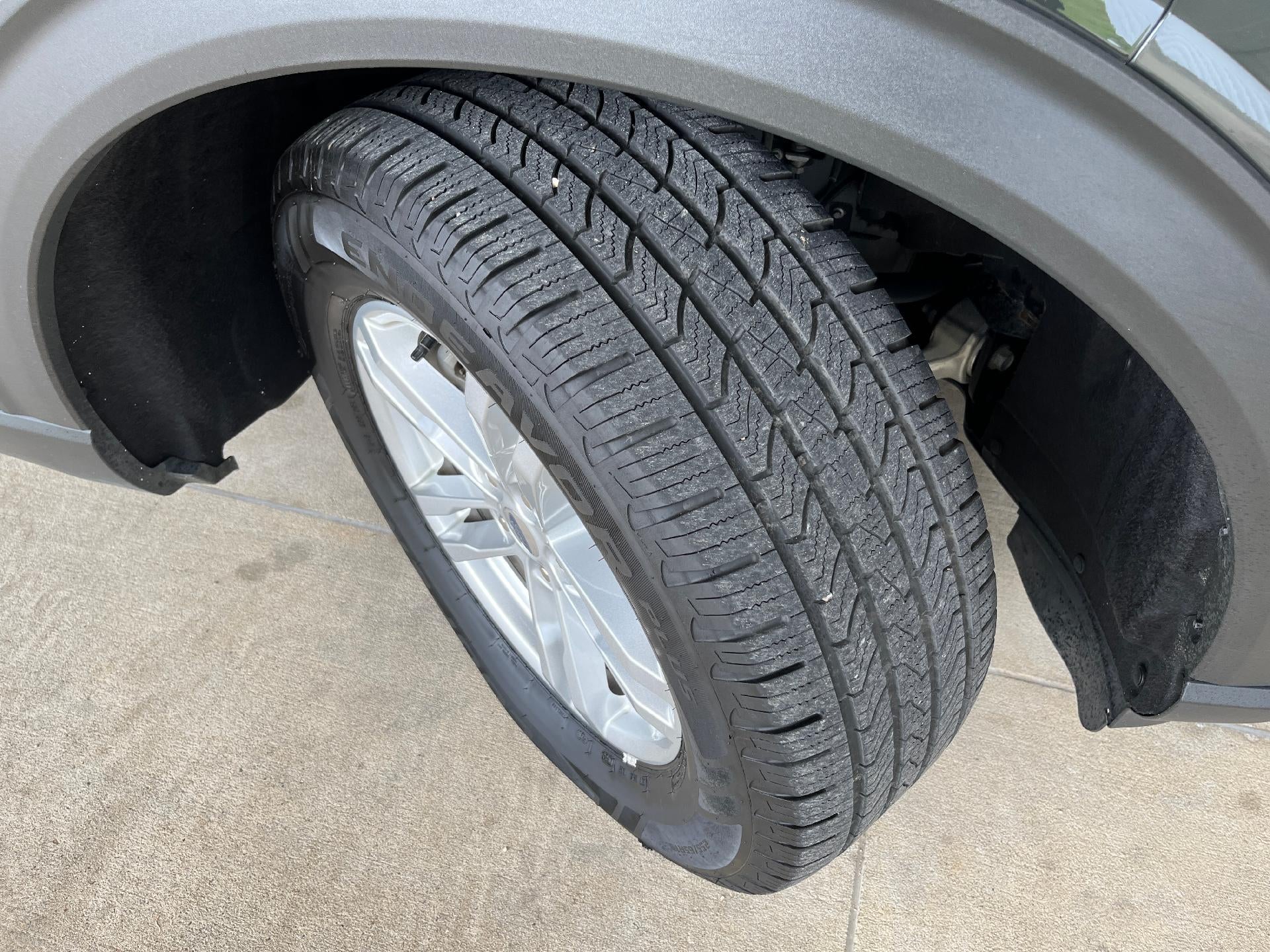 2022 Ford Explorer XLT 4WD