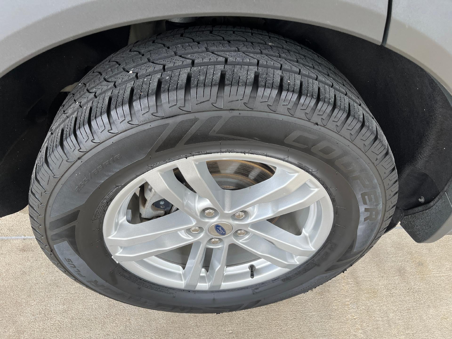 2022 Ford Explorer XLT 4WD