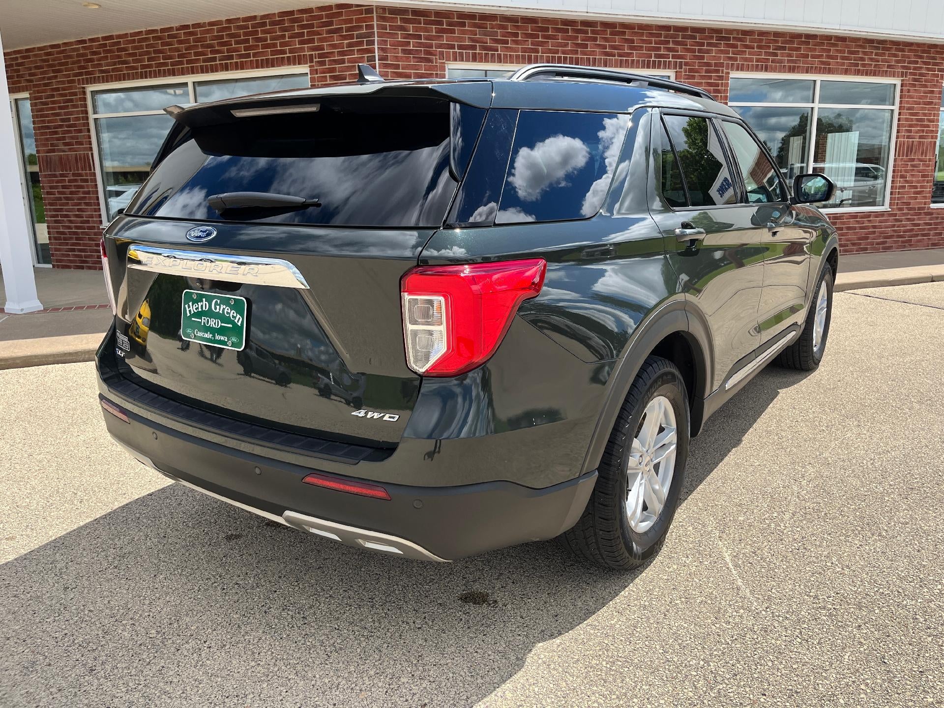 2022 Ford Explorer XLT 4WD