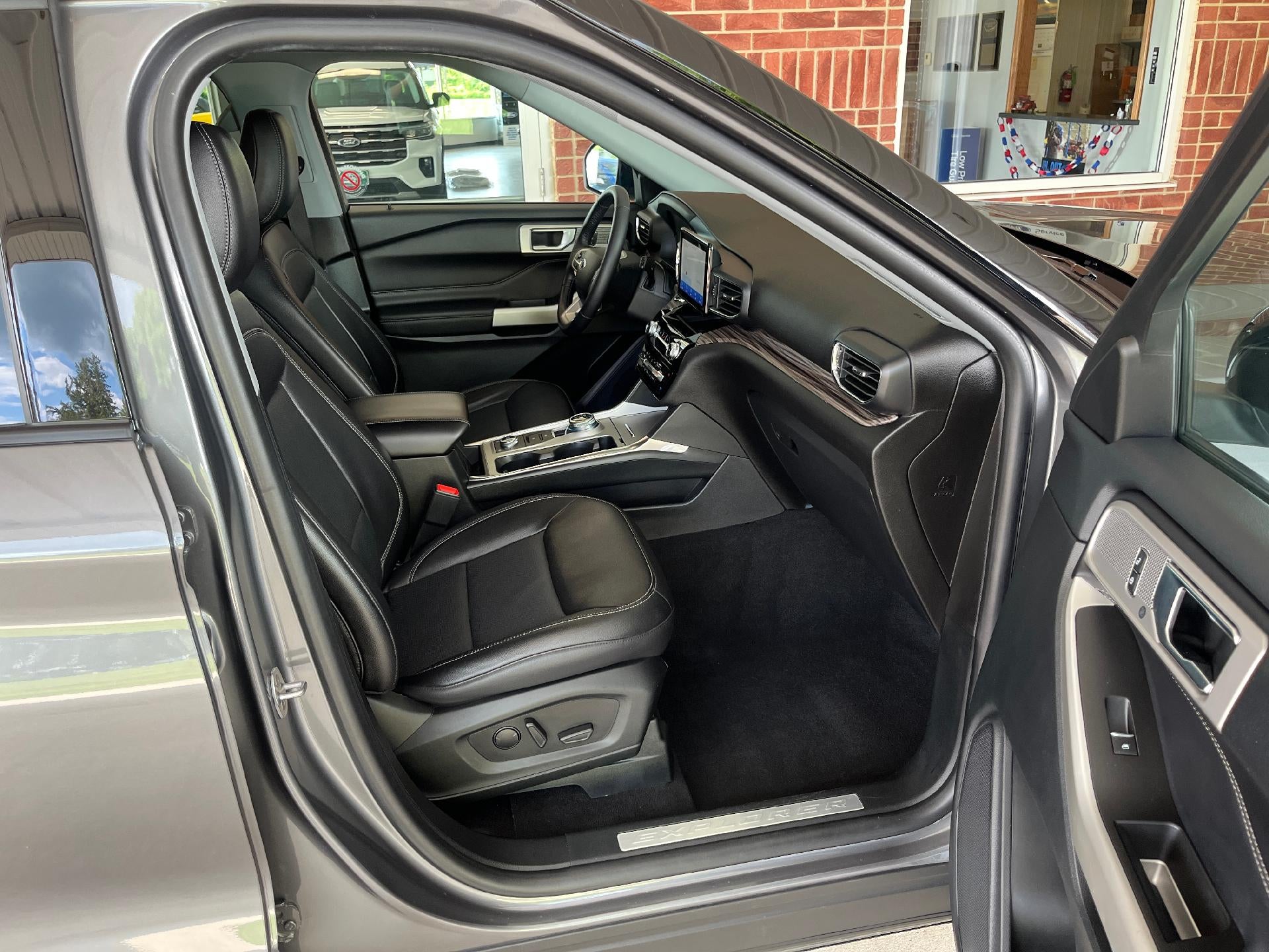 2022 Ford Explorer Limited 4WD