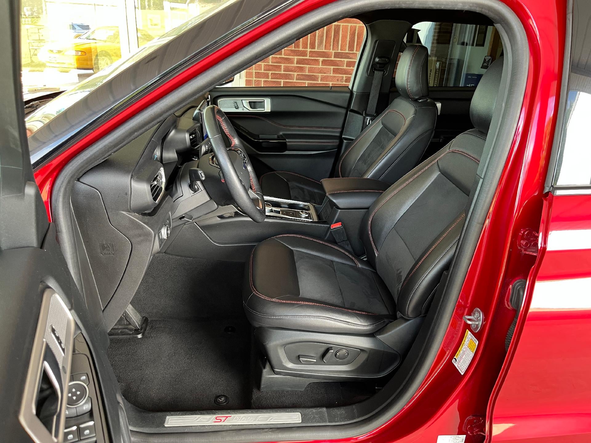 2022 Ford Explorer ST-Line 4WD