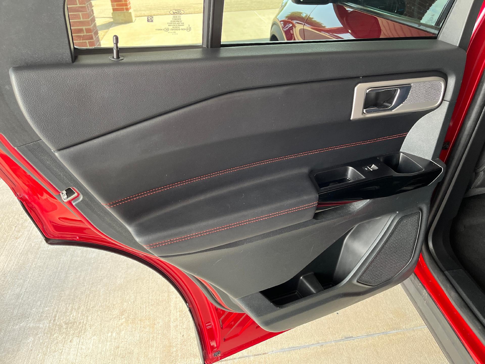 2022 Ford Explorer ST-Line 4WD