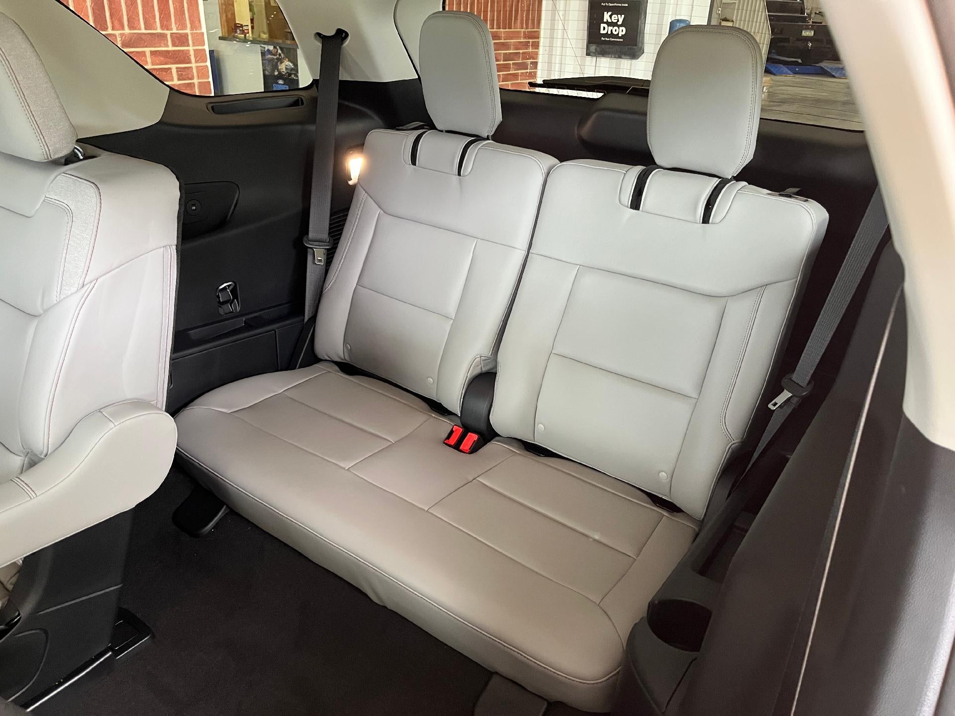 2026 Ford Explorer Active w/200A Pkg 4WD
