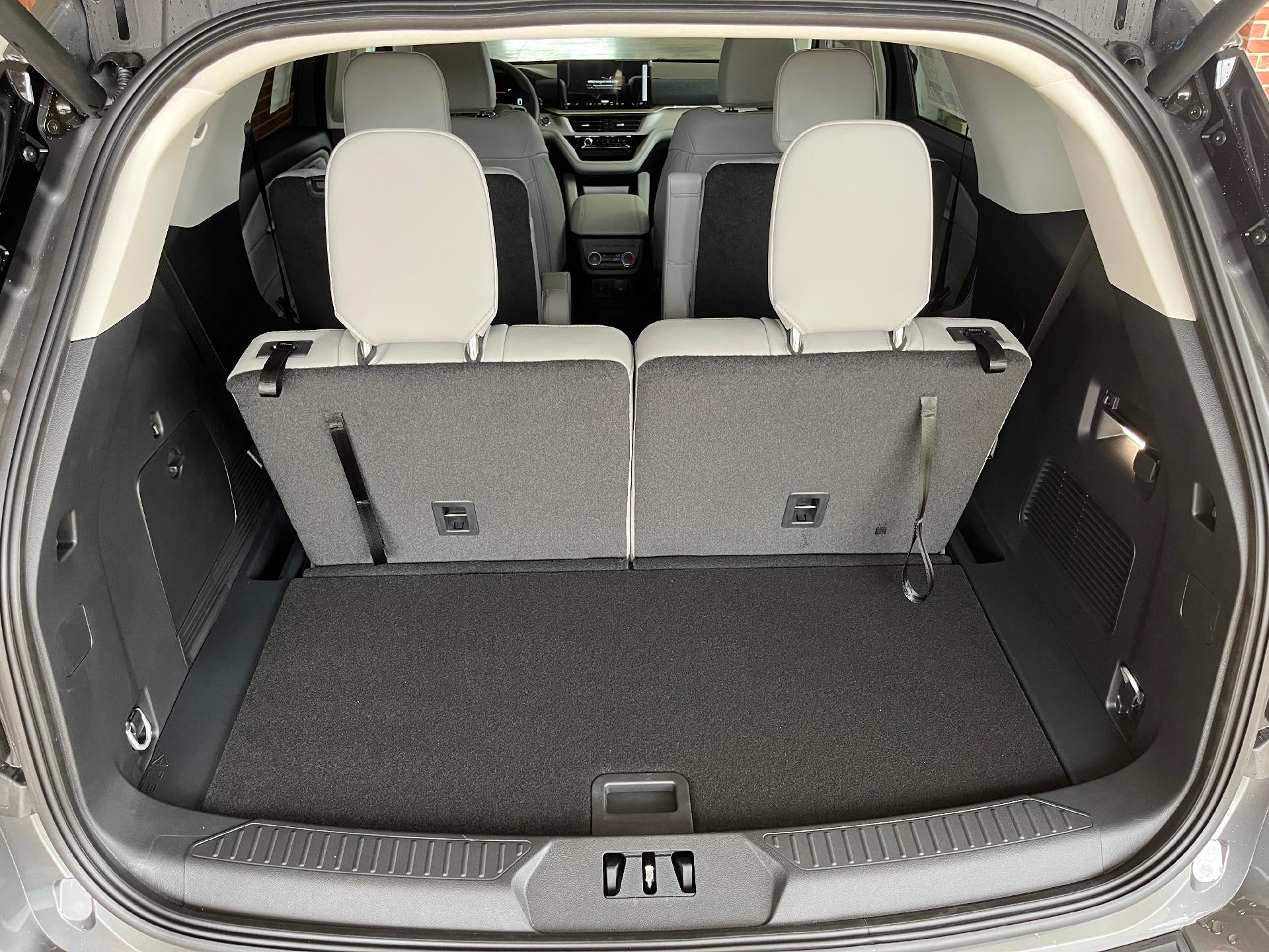 2026 Ford Explorer Active w/200A Pkg 4WD