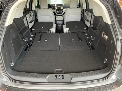 2026 Ford Explorer Active w/200A Pkg 4WD
