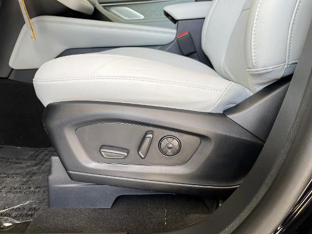 2026 Ford Explorer Platinum 4WD
