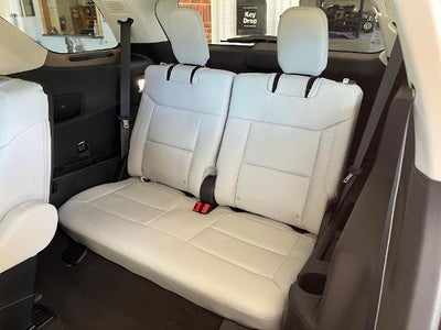 2026 Ford Explorer Platinum 4WD