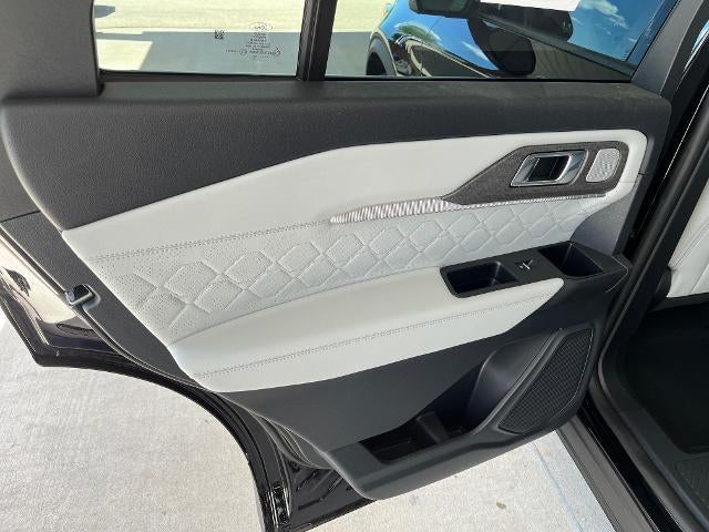 2026 Ford Explorer Platinum 4WD