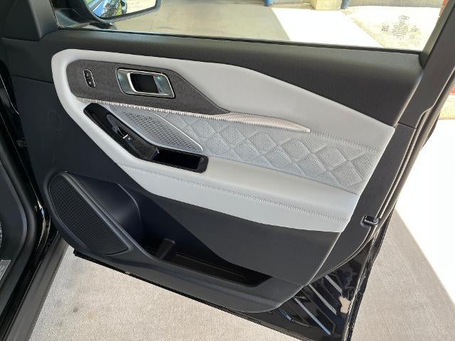 2026 Ford Explorer Platinum 4WD