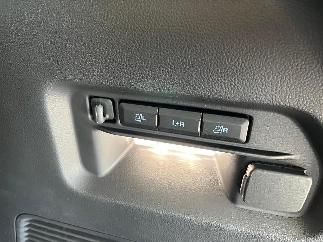 2026 Ford Explorer Platinum 4WD