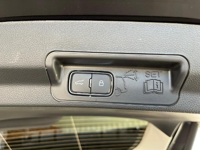 2026 Ford Explorer Platinum 4WD