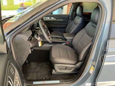 2026 Ford Explorer ST-Line 4WD