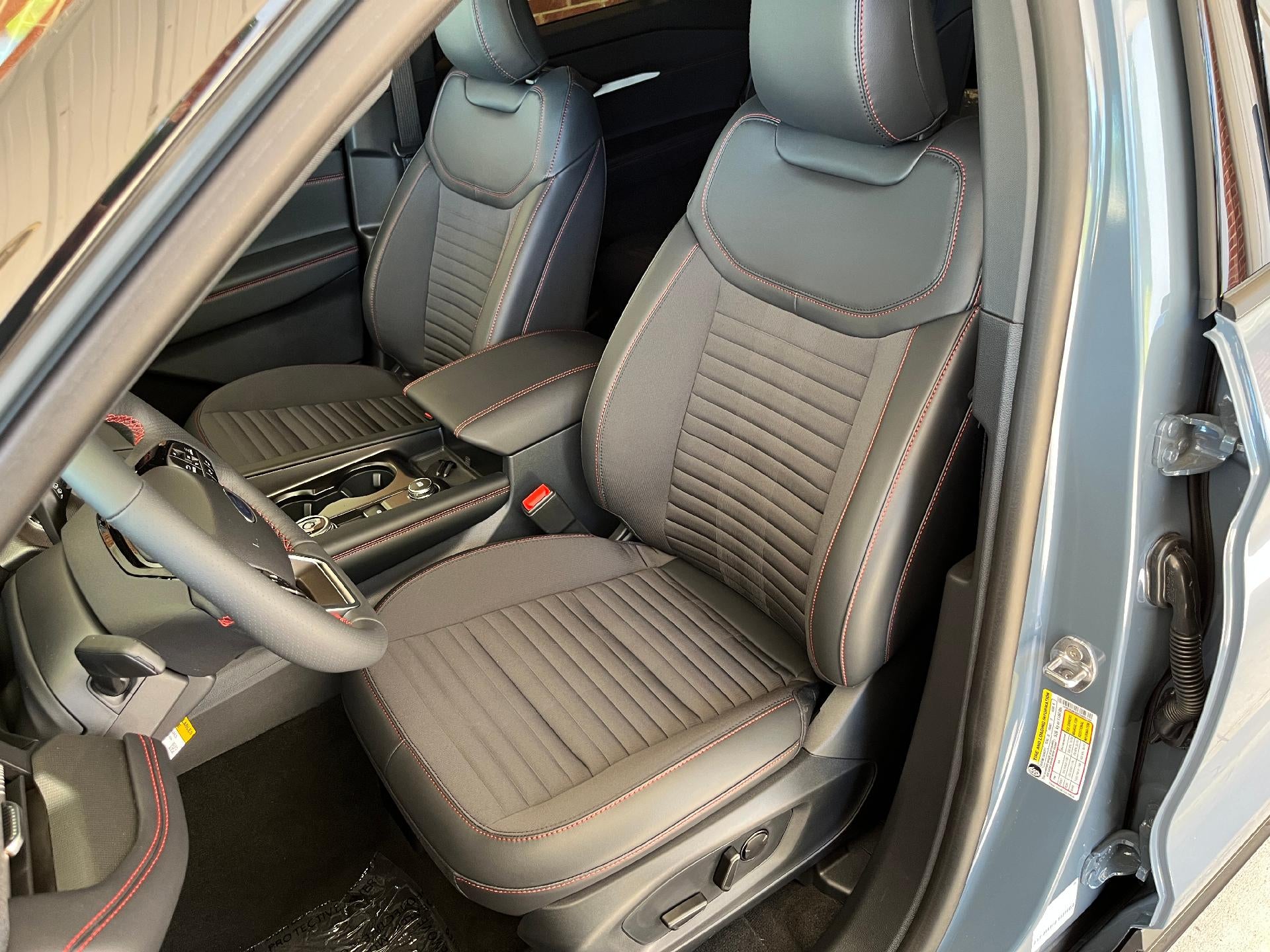2026 Ford Explorer ST-Line 4WD