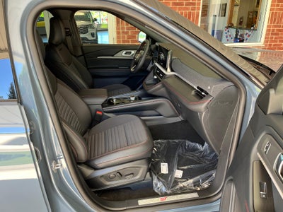 2026 Ford Explorer ST-Line 4WD