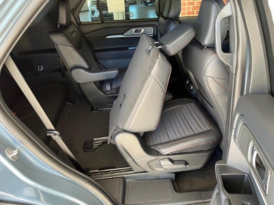 2026 Ford Explorer ST-Line 4WD
