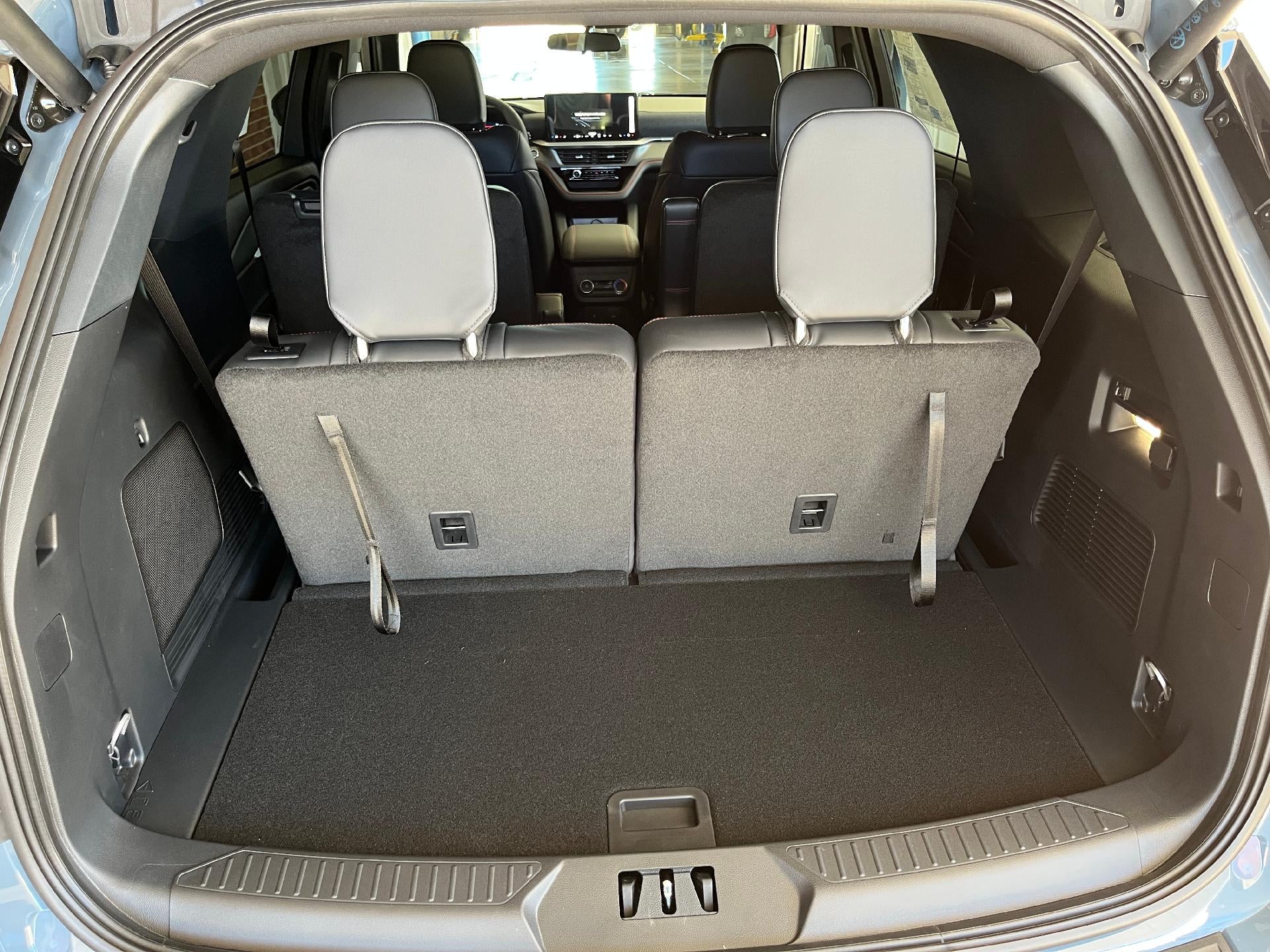 2026 Ford Explorer ST-Line 4WD