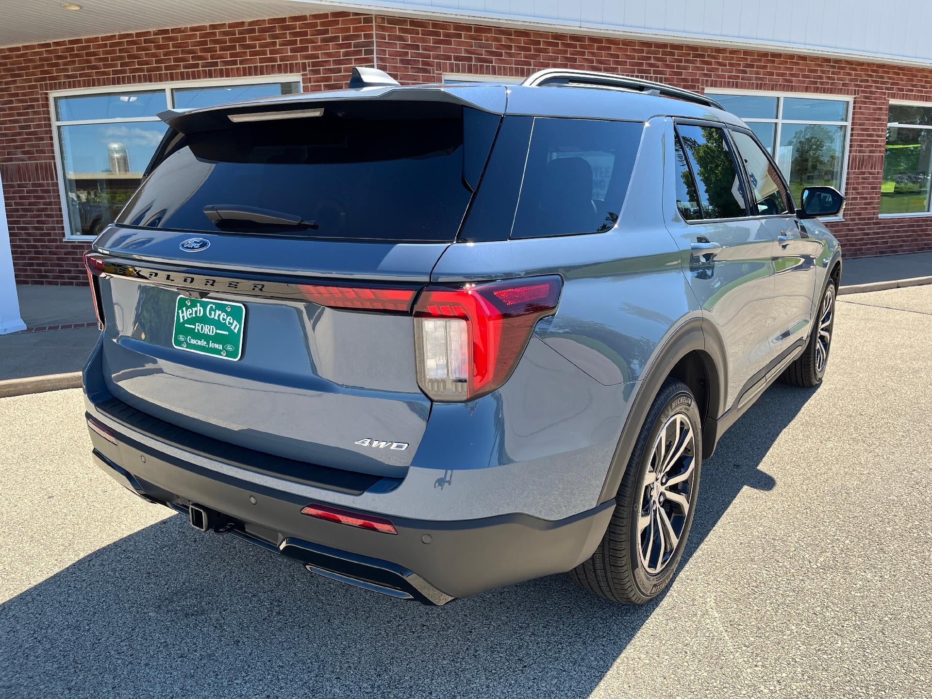 2026 Ford Explorer ST-Line 4WD