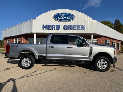 2027 Ford Super Duty F-250 SRW XLT 4WD Crew Cab 6.75' Box