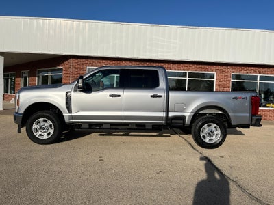 2027 Ford Super Duty F-250 SRW XLT 4WD Crew Cab 6.75' Box