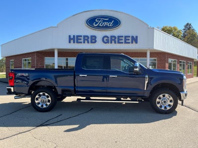 2027 Ford Super Duty F-250 SRW LARIAT 4WD Crew Cab 6.75' Box