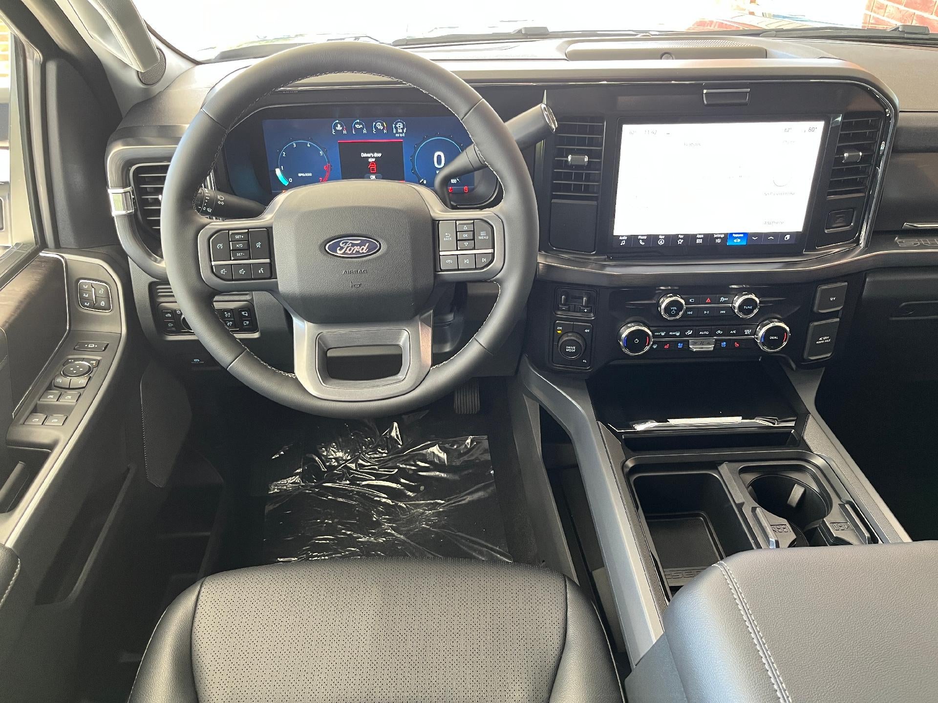 2027 Ford Super Duty F-250 SRW LARIAT 4WD Crew Cab 6.75' Box