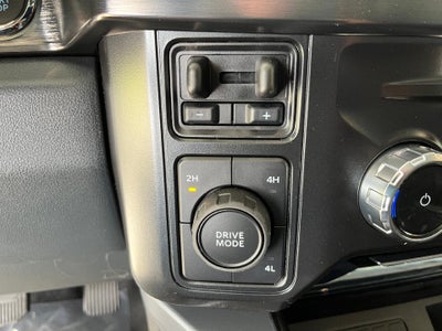 2027 Ford Super Duty F-250 SRW LARIAT 4WD Crew Cab 6.75' Box