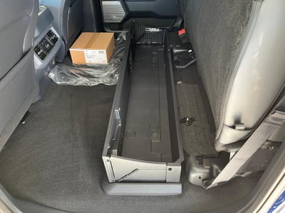 2027 Ford Super Duty F-250 SRW LARIAT 4WD Crew Cab 6.75' Box