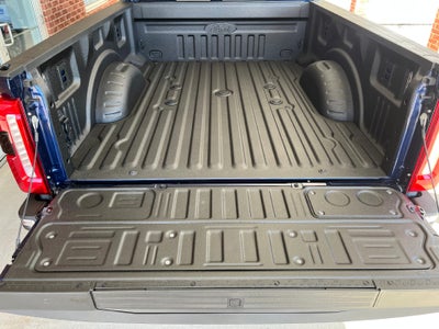 2027 Ford Super Duty F-250 SRW LARIAT 4WD Crew Cab 6.75' Box