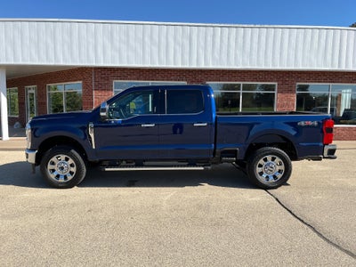 2027 Ford Super Duty F-250 SRW LARIAT 4WD Crew Cab 6.75' Box