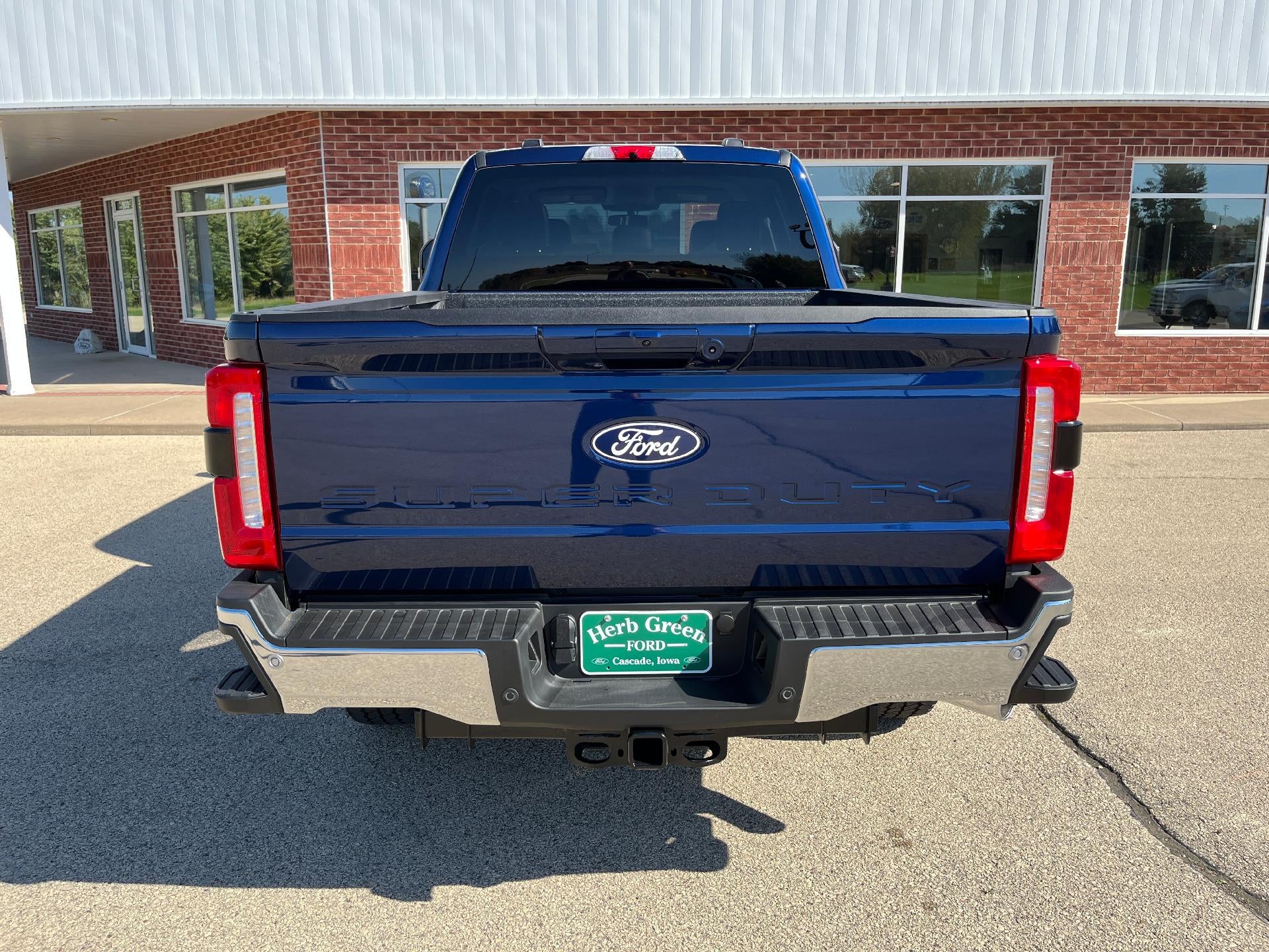 2027 Ford Super Duty F-250 SRW LARIAT 4WD Crew Cab 6.75' Box